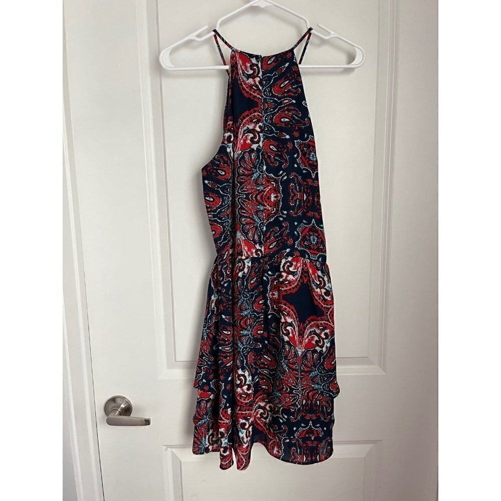 Dress - Picture 2 of 4